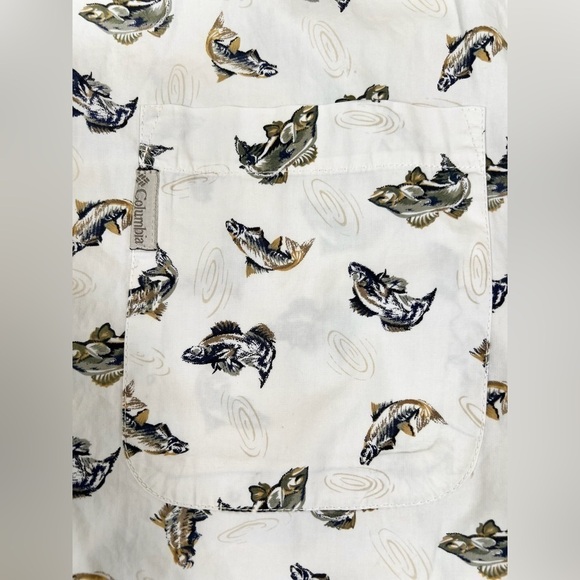 COLUMBIA Men’s White All Over Pattern Fish Print Short Sleeve Button Down Size L - Picture 5 of 13